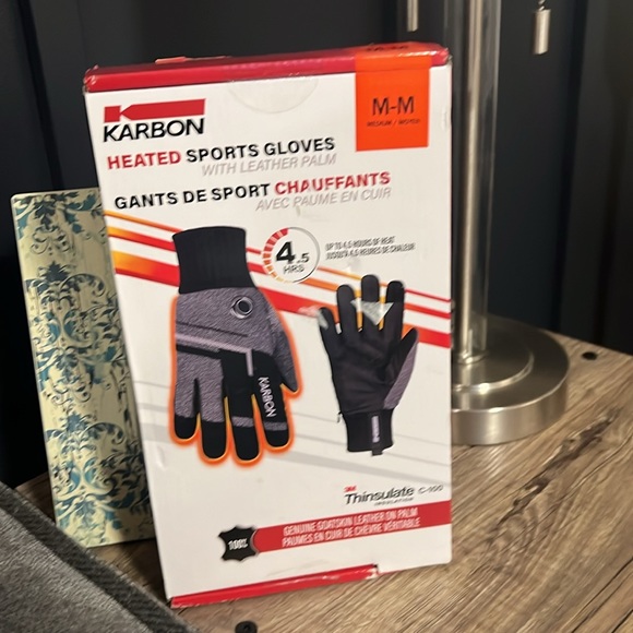 Karbon heated sports gloves with leather palm - Picture 1 of 10